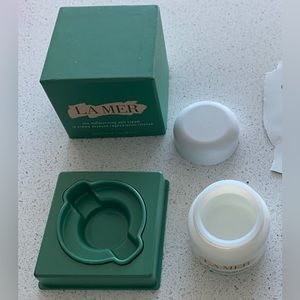 La mer The Moisturizing Soft Cream box and container only 1 oz